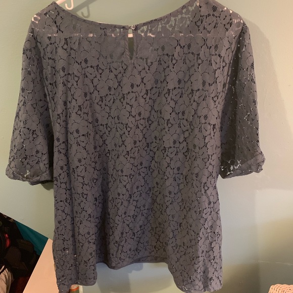 GAP Factory Lace SS Blouse - Picture 2 of 4